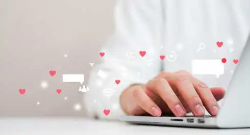 インスタの 投稿の宣伝 とは 基本情報から運用するメリット 出稿方法を紹介 Liskul